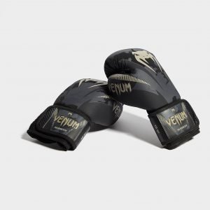 Venum Impact Boxing Gloves Nyrkkeilyhanskat Musta